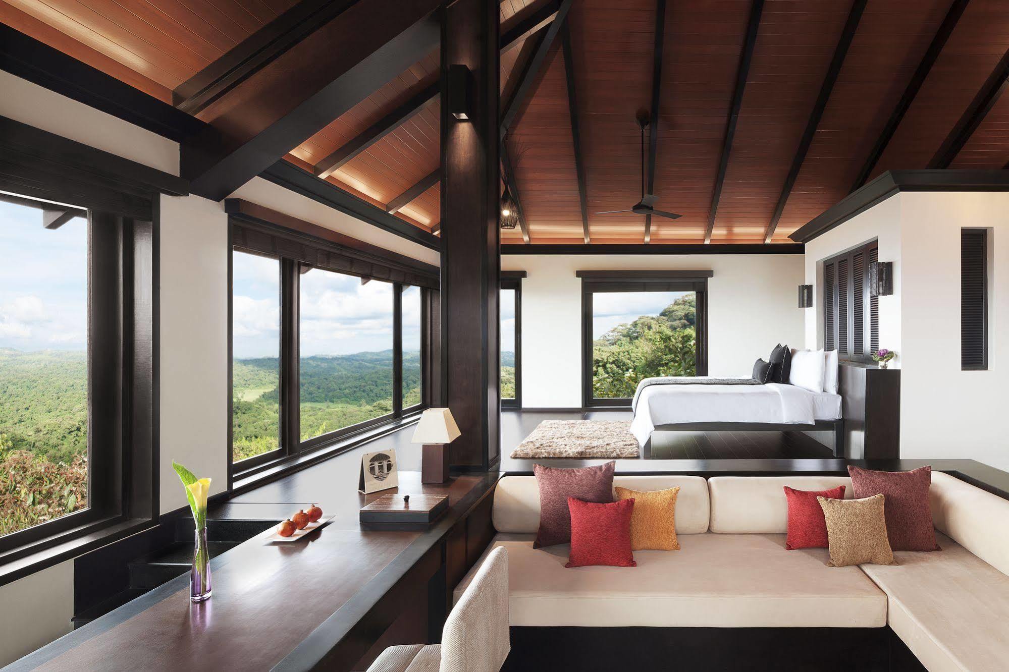 Taj Madikeri Resort & Spa Coorg Esterno foto